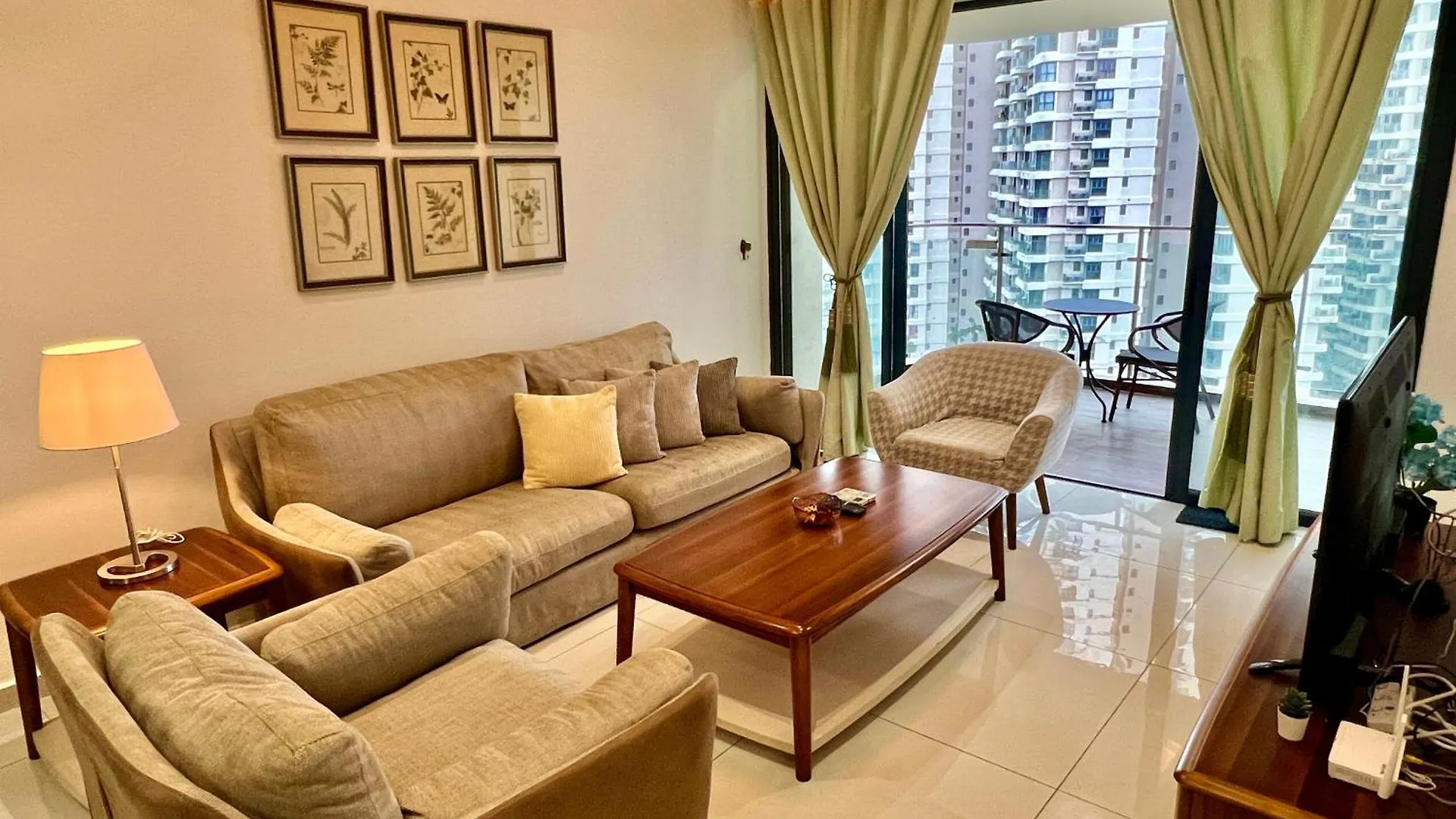 Apartment Country Garden Danga Bay Amberside By R9 Homestay Johor Bahru