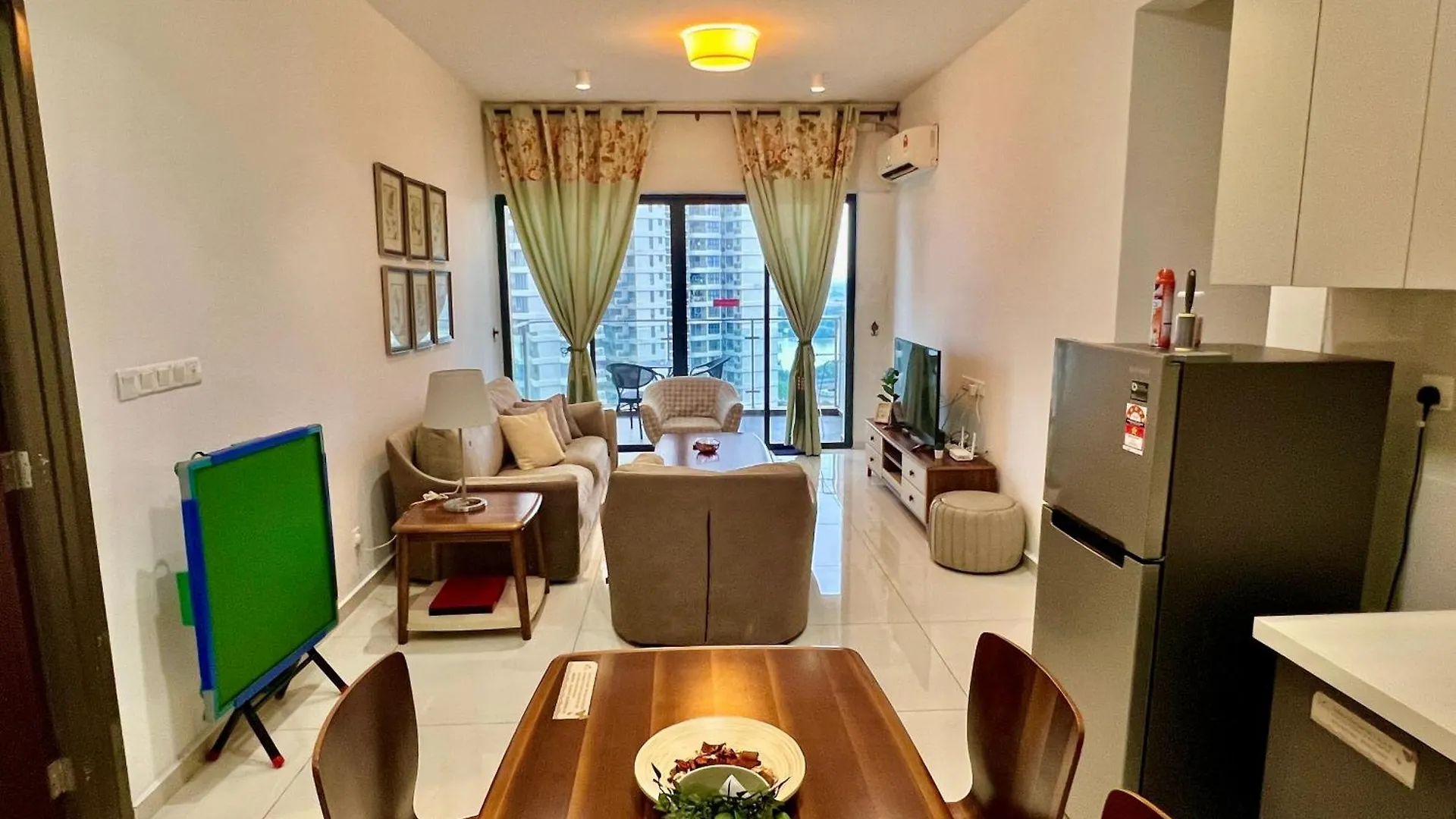 Country Garden Danga Bay Amberside By R9 Homestay Johor Bahru